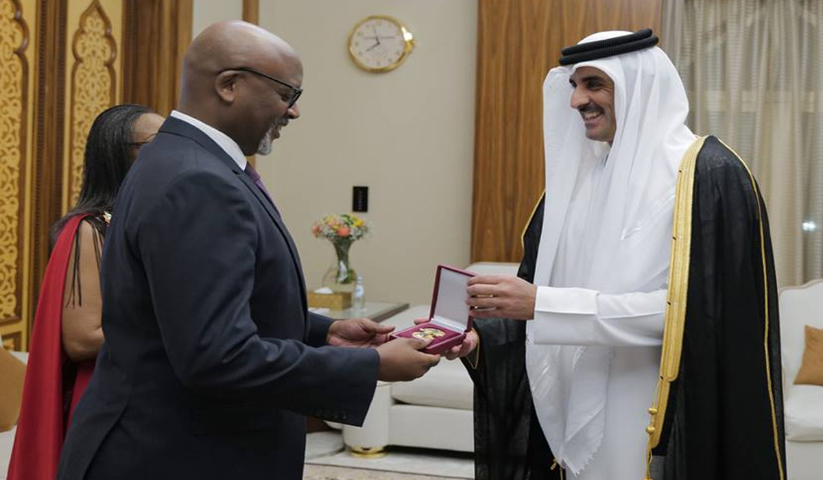 HH the Amir Grants Al Wajbah Decoration to Ambassadors of Rwanda and Ghana